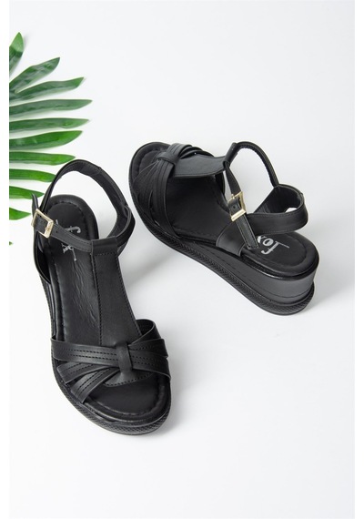 Fox Shoes Siyah Dolgu Topuklu Kadın Ayakkabı K674305309 Siyah-suni Deri