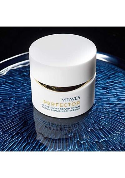 Perfector Yaşlanma Karşıtı Yoğun Nemlendirici Gece Kremi Dna Onarım Mekanizmasını Uyaran Etkili Formül, 50 Ml