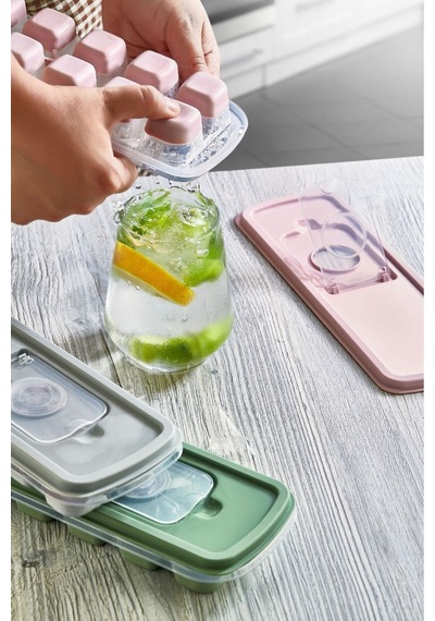 Buzart Yapışmaz Silikon Bas Çıkar Buzluk Buz Kalıbı - Kapaklı Buzluk 12'li Plastik Çok Renkli Diğer