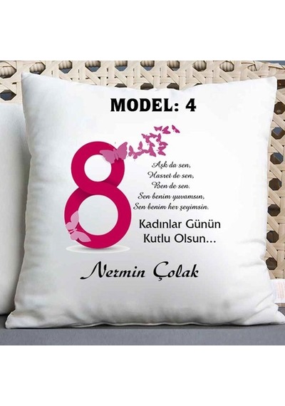 8 Mart Kadınlar Günü Isimli Yastık