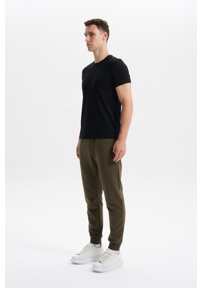 AR-MA Arma Erkek Slim Fit Örme Interlok Basic Dar Paça Eşofman Altı Arka Ve Yan Fleto Fermuar Cepli Paçalar Ribanalı %80 Pamuk %14 Polyester %6 Elastane K30174998902 Haki AR-MA Arma Erkek Slim Fit Örme Interlok Basic Dar Paça Eşofman Altı Arka Ve Yan Fleto Fermuar Cepli Paçalar Ribanalı %80 Pamuk %14 Polyester %6 Elastane K30174998902 Haki