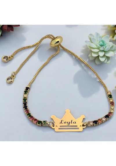 Leyla İsmine Özel Renkli Taş Desenli Taç Motifli 14 Ayar Altın Plakalı Hediye Bileklik-489isim Leyla Leyla İsmine Özel Renkli Taş Desenli Taç Motifli 14 Ayar Altın Plakalı Hediye Bileklik-489isim Leyla