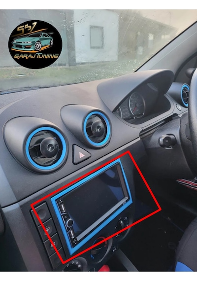 Ford Fiesta Mk6 Teyp Çerçevesi