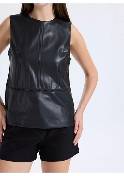 Sisley Deri Görünümlü Regular Fit Bisiklet Yaka Kolsuz Bluz Kadın Siyah Bluz - 325a54uklq09v Sisley Deri Görünümlü Regular Fit Bisiklet Yaka Kolsuz Bluz Kadın Siyah Bluz - 325a54uklq09v
