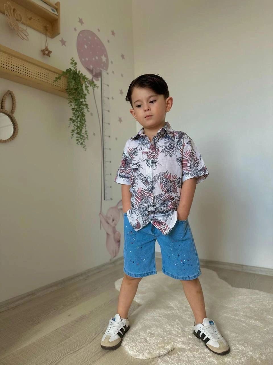 Cg Kids Yaprak Desenli Keten Gömlek Jean Kot Şort Erkek Çocuk Alt Siyah - Beyaz - Gri - Kırmızı Cg Kids Yaprak Desenli Keten Gömlek Jean Kot Şort Erkek Çocuk Alt Siyah - Beyaz - Gri - Kırmızı