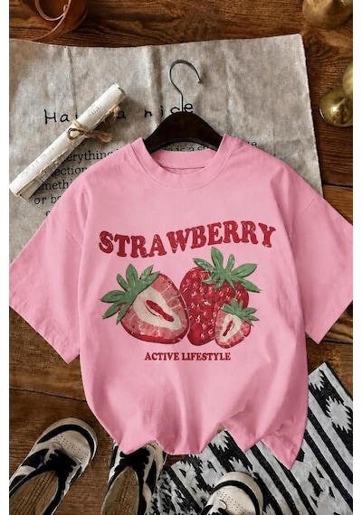 Strawberry Active Lifestyle Bisiklet Yaka Eskitme Baskılı Rahat Kesim Tişört Pembe