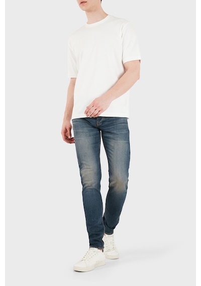 Emporio Armani Pamuklu Slim Fit Dar Paça Jeans Erkek Kot Pantolon Em000668 Af20752 Mb001 Lacivert Emporio Armani Pamuklu Slim Fit Dar Paça Jeans Erkek Kot Pantolon Em000668 Af20752 Mb001 Lacivert