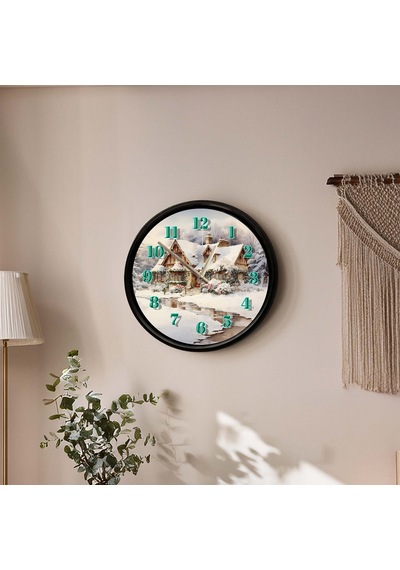 Karlı Kır Evi Manzaralı Dekoratif Duvar Saati 28 Cm Sessiz Mekanizma Çok Renkli
