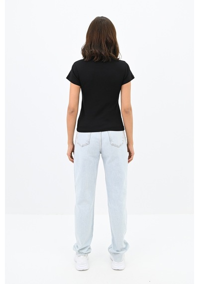 Kadın Taş İşlemeli Nakış Detaylı T-shirt 1774-25 001