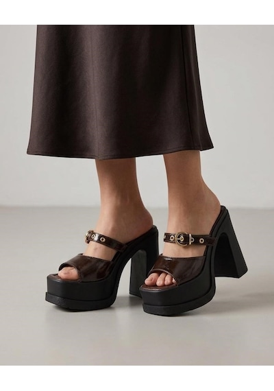 Asmi Shoes Kadın Soha Kahve Rugan Toka Detaylı 12 Cm Ortopedik Platform Topuklu Terlik Kahverengi Asmi Shoes Kadın Soha Kahve Rugan Toka Detaylı 12 Cm Ortopedik Platform Topuklu Terlik Kahverengi