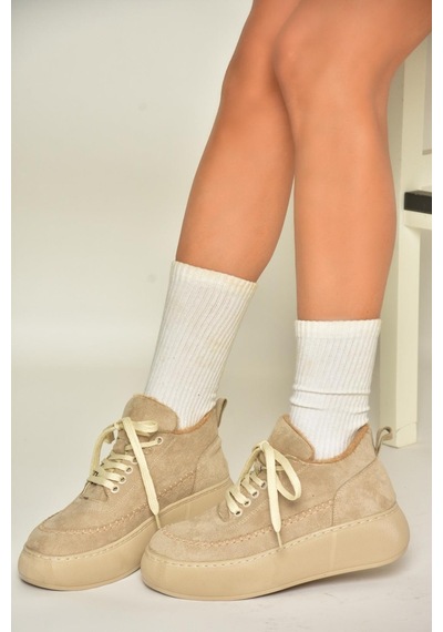 Fox Shoes T811845302 Bej Süet Kalın Tabanlı Kadın Ayakkabı Bej-süet Bej