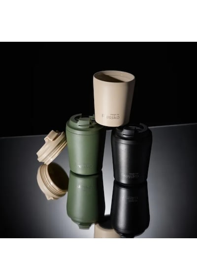Made By Fressko Piccolo Yalıtımlı Yeniden Kullanılabilir Kahve Bardağı, Sip, Haki, 118 Ml Bpa İçermez, Sıcak Ve Soğuk İçecekler İçin, Ölçü Çizgileri, Kafelere Uygun Tasarım, Siyah