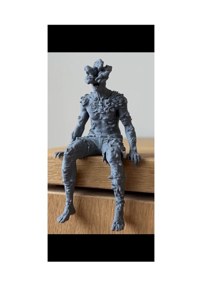 The Last Of Us Cordyceps Oturan Figür 10 Cm