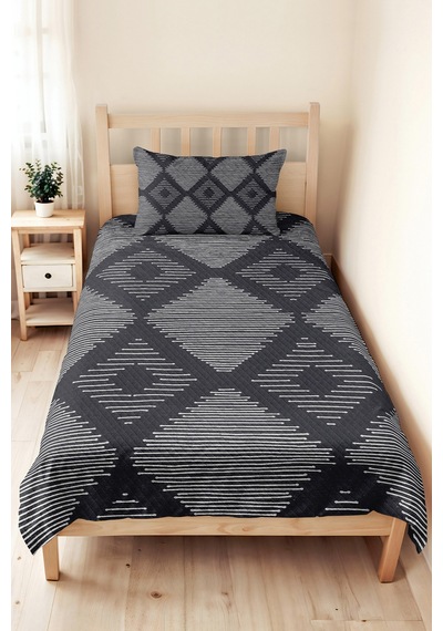 Antrasit Geometrik Genç Odası Tek Kişilik Pike Takımı - Gri Çizgili 160x220 Cm Kapitone Yatak Örtüsü Mercansı Kadife Sessizliği Antrasit Geometrik Genç Odası Tek Kişilik Pike Takımı - Gri Çizgili 160x220 Cm Kapitone Yatak Örtüsü Mercansı Kadife Sessizliği