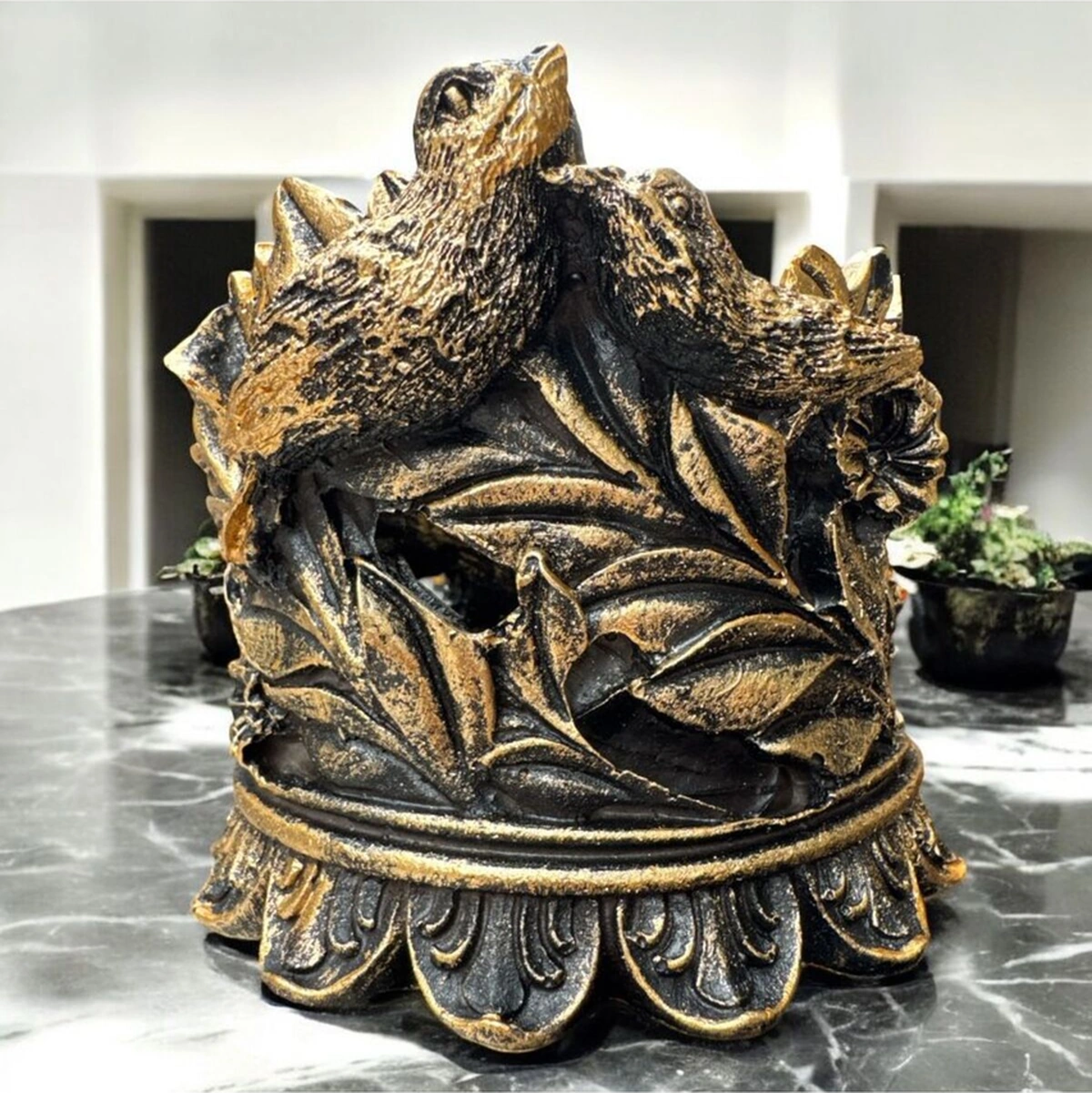 Dekoratif Polyester Kuşlu Şamdan Mumluk Gold Eskitme 11x11x10 Cm