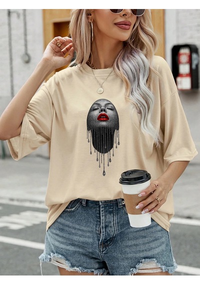 Uyguntarz Unisex Pırlantalı Kadın Portresi Tasarım Basklı Tshirt Bej