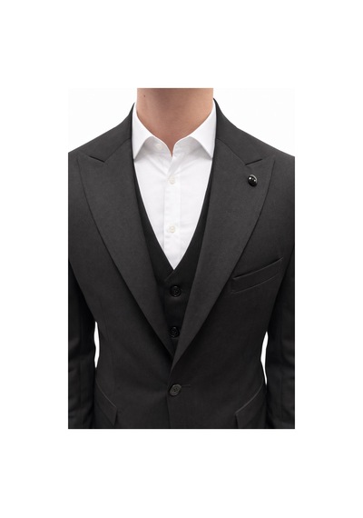 Erkek Slim Fit Takım Elbise Düz Dokulu Kırışmaya Dayanıklı Likralı Polyviskon Kumaş, Sivri Yaka, Tek Düğmeli, Çift Yır Siyah Erkek Slim Fit Takım Elbise Düz Dokulu Kırışmaya Dayanıklı Likralı Polyviskon Kumaş, Sivri Yaka, Tek Düğmeli, Çift Yır Siyah