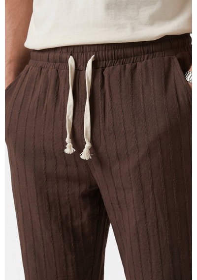 Deep Sea Deepsea Kahve Çizgi Dokulu Rahat Kesim Yazlık Spor Pantolon Hafif Kumaş Modern Tasarım 2600263 Deep Sea Deepsea Kahve Çizgi Dokulu Rahat Kesim Yazlık Spor Pantolon Hafif Kumaş Modern Tasarım 2600263