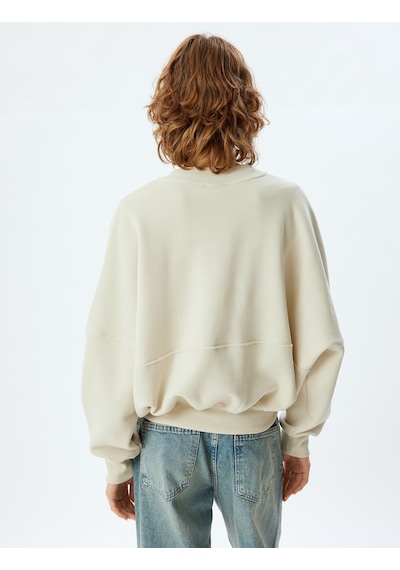 Koton Oversize Fermuarlı Sweatshirt Dikiş Detaylı Bisiklet Yaka Bej 5wal10014ık Ekru