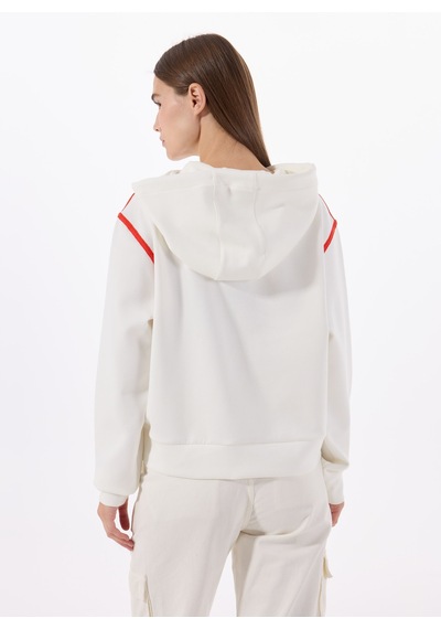 Discovery Expedition D5sl-swt3570 Kırık Beyaz Kapüşon Yaka Relaxed Baskılı Kadın Sweatshirt Discovery Expedition D5sl-swt3570 Kırık Beyaz Kapüşon Yaka Relaxed Baskılı Kadın Sweatshirt