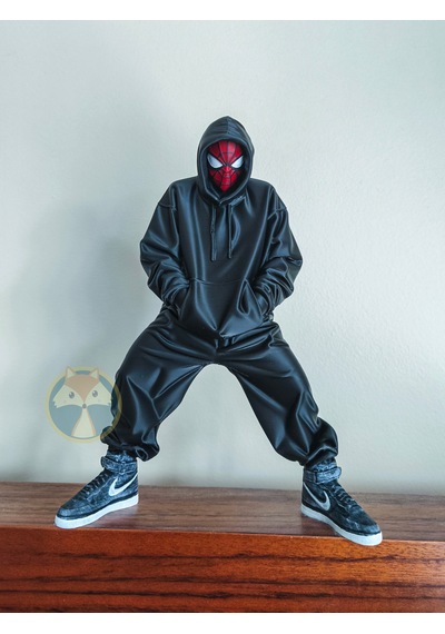 Urban Hero - Kapüşonlu Örümcek Adam .
