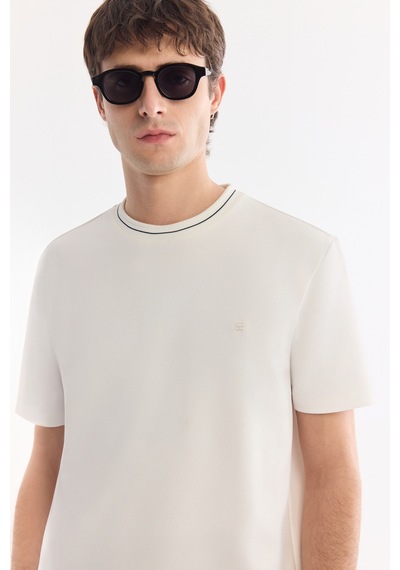 Avva Erkek Ekru Bisiklet Yaka Kolay Ütülenen Regular Fit T-shirt A61y1034
