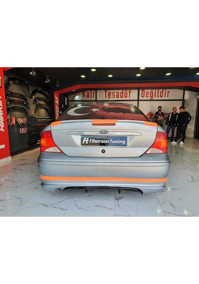 Focus1 Sedan Spoiler ---Fibersan Tuning