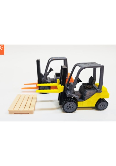 Teknoartshop Forklift Model Kit Card