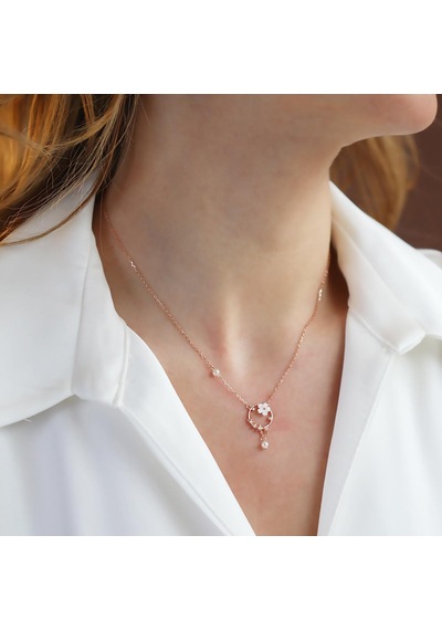 Zambak Çiçeği İnci Detaylı Rose Gold Kaplama Gümüş Kolye Gümüş