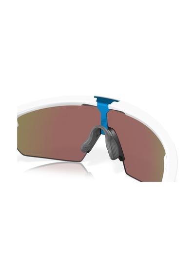 Oo 9403 940302 36 Oakley Sphaera Polarize Güneş Gözlüğü Siyah