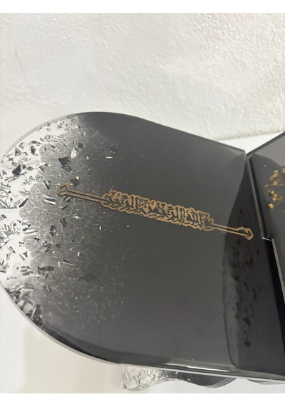 Siyah Renk Çiçekli Ve Yazı Motifli Epoksi Reçine Rahle Özel Tasarım - Tek Üretim - 37x19 Cm