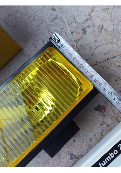 Sis Lambası Düz Çizgili Sarı Cam Halogen Kapaklı Sis Farı Ø 242x133
