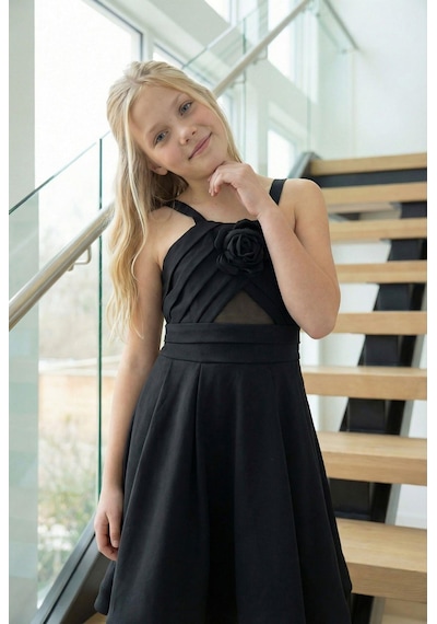 Kent Of Kids Kız Çocuk Siyah Krep Askılı Transparan Tül Detaylı Çıkarılabilir Gül Tokalı Abiye Elbise 7-16 Yaş Siyah Kent Of Kids Kız Çocuk Siyah Krep Askılı Transparan Tül Detaylı Çıkarılabilir Gül Tokalı Abiye Elbise 7-16 Yaş Siyah