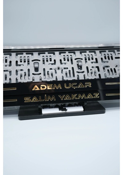 Çizgili Gold Kişiye Özel İsimli Pleksi Araba Plakalığı - 848647992
