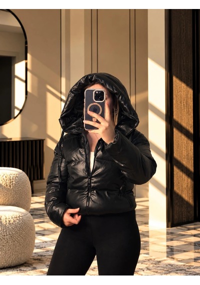 Elora Atelier Siyah Deri Kapüşonlu Fermuarlı Şişme Mont