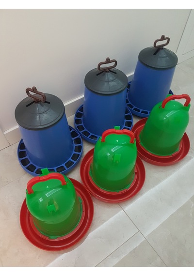 3 Adet Tavuk 15 Kg Yemlik 3 Adet 10 Lt  Suluk