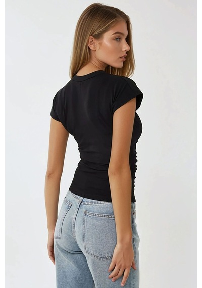 Hiccup Slim Fit Kısa Kollu Bisiklet Yaka Tişört Siyah