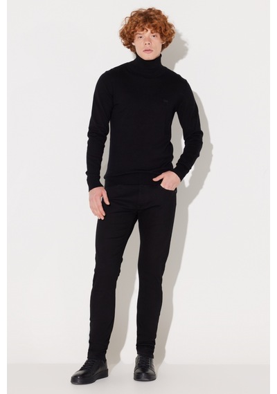Lee Regular Fit Normal Kesim %100 Pamuk Balıkçı Yaka Siyah Triko Kazak L83CKF01 Siyah
