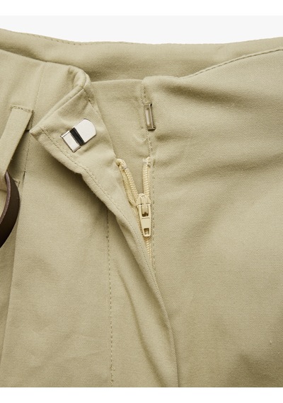 Koton Pamuklu Yüksek Bel Kargo Cep Detaylı Kısa Jogger Pantolon Haki 5sak40236uw Haki