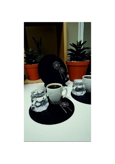 Asude Hediyelik- 2 Adet Ahşap Yuvarlak Çay,kahve, Servis Tepsisi Sunum Tepsisi 15 Cm Yaşam Çiçeği-siyah Çok Renkli