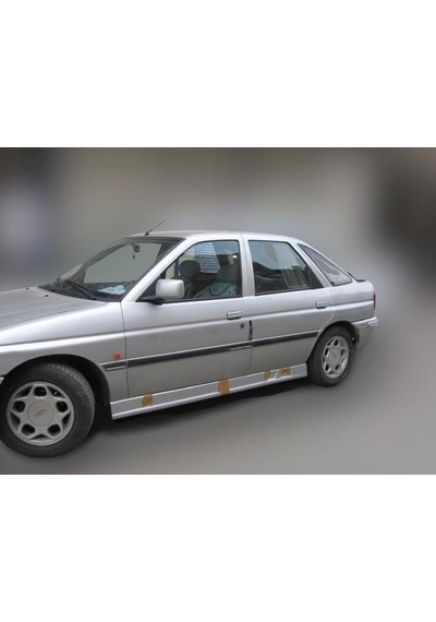 Ford Escort Sd Hb Yan Marşpiyel