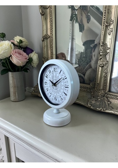 Büro Ev Ofis Hediyesi İçin 20x25cm Beyaz Motifli Metal Masa Saati Diğer