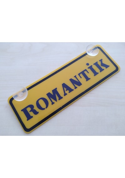 Romantik Yazılı Sarı Dekor Plaka 22x7,5cm Vantuzlu Pleksi Dekor Levha Sarı Plaka 1 Adet