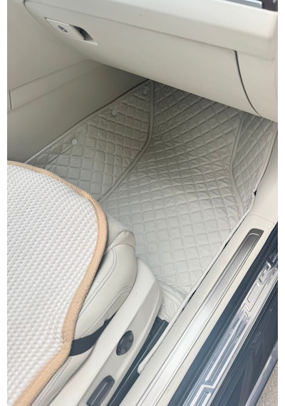 Volkswagen Vw Golf 8-8.5 2020-2025 Beyaz Renk 8d Diamond Kaymaz Deri Oto Paspas