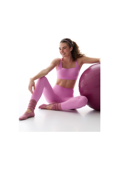 Penti Pembe Stretch360 Orta Destek Çapraz Sırt Detaylı Kaydırmaz Askılı Cross Back Spor Sütyeni Lila