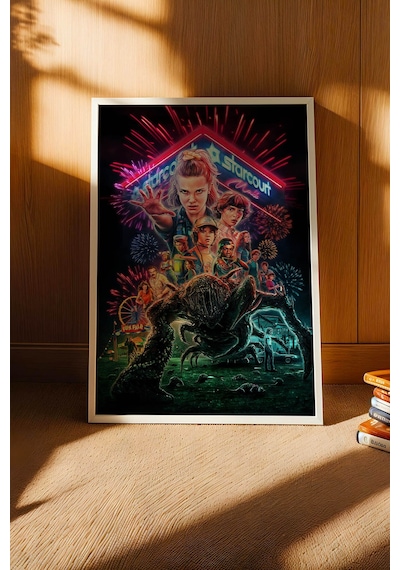 Stranger Things Premium Tasarım Çerçeveli Tablo - Eleven Ve Arkadaşları Sanatsal Duvar Dekoru Beyaz