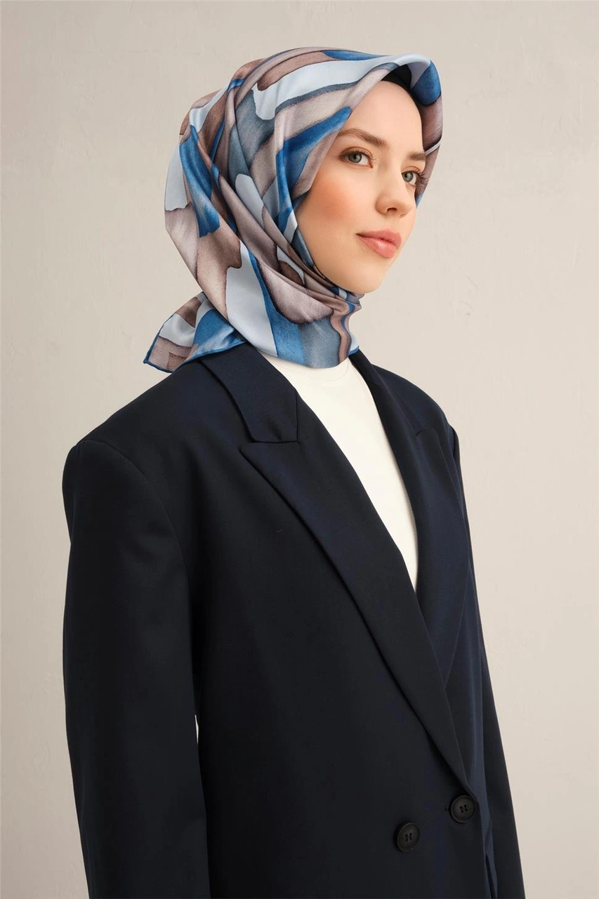 Armine Soyut Desenli Saf İpek Sura Eşarp 9306d 05 Mavi
