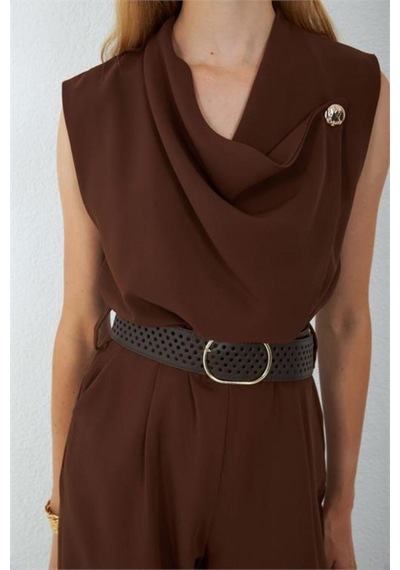 Neşeli Butik Kadın Kahverengi Degaje Yaka Kemerli Kolsuz Geniş Paça Tulum Nbmy4030