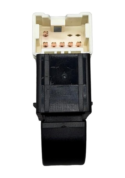 Nissan Pickup D22 Cam Açma Düğmesi Ön Sağ 1998-2002