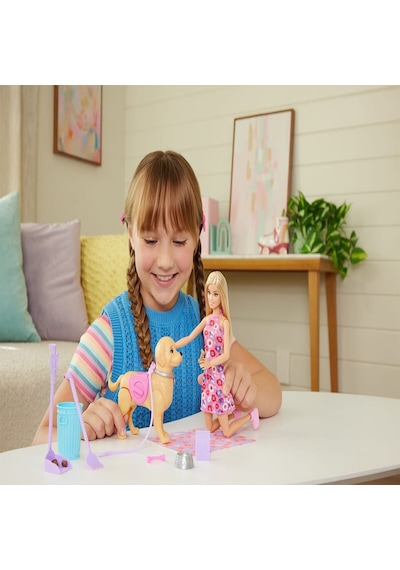 Jjb46 Barbie Ve Köpekçiğin Yürüyüş Zamanı